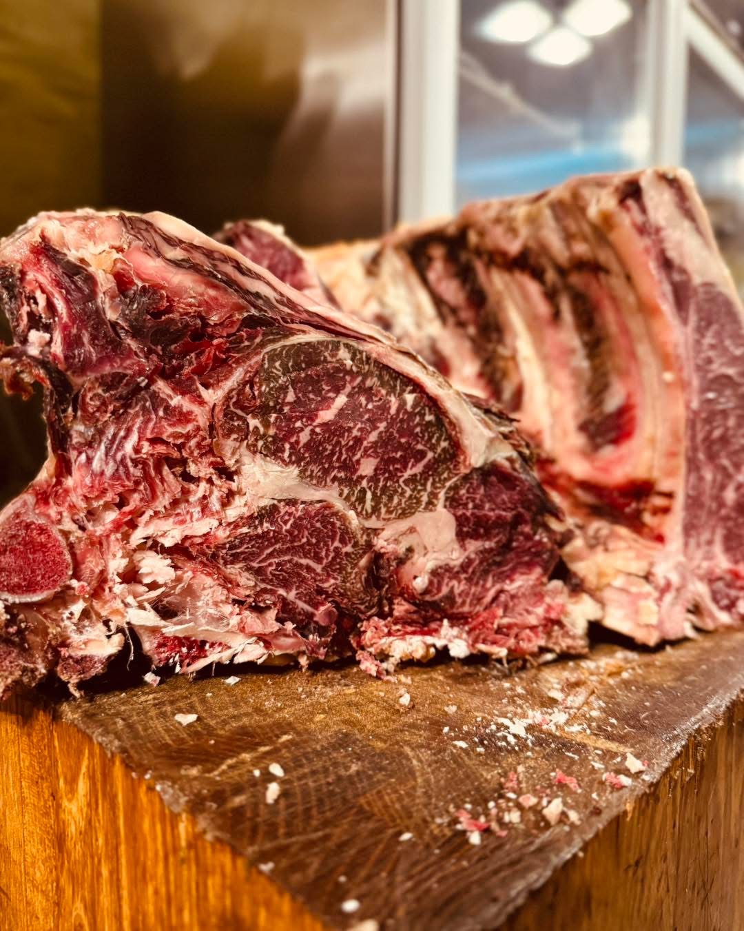 Selezione di carne cruda